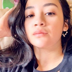 Meet your Posher, Yessi